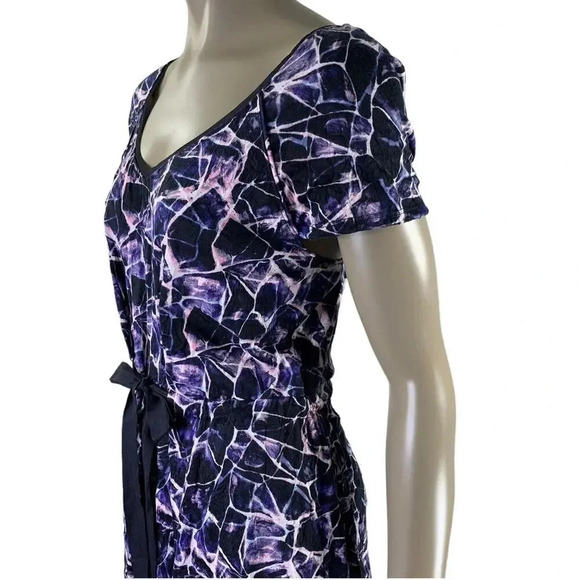 Simply Vera Wang Short Sleeve Tie Waist Shirt Dress Size L Purple Abstract - Picture 7 of 16